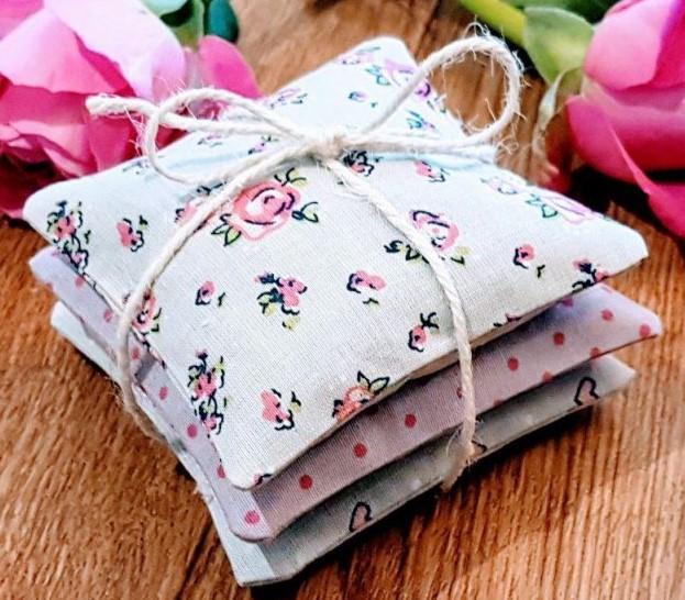 sample square cloth sachet